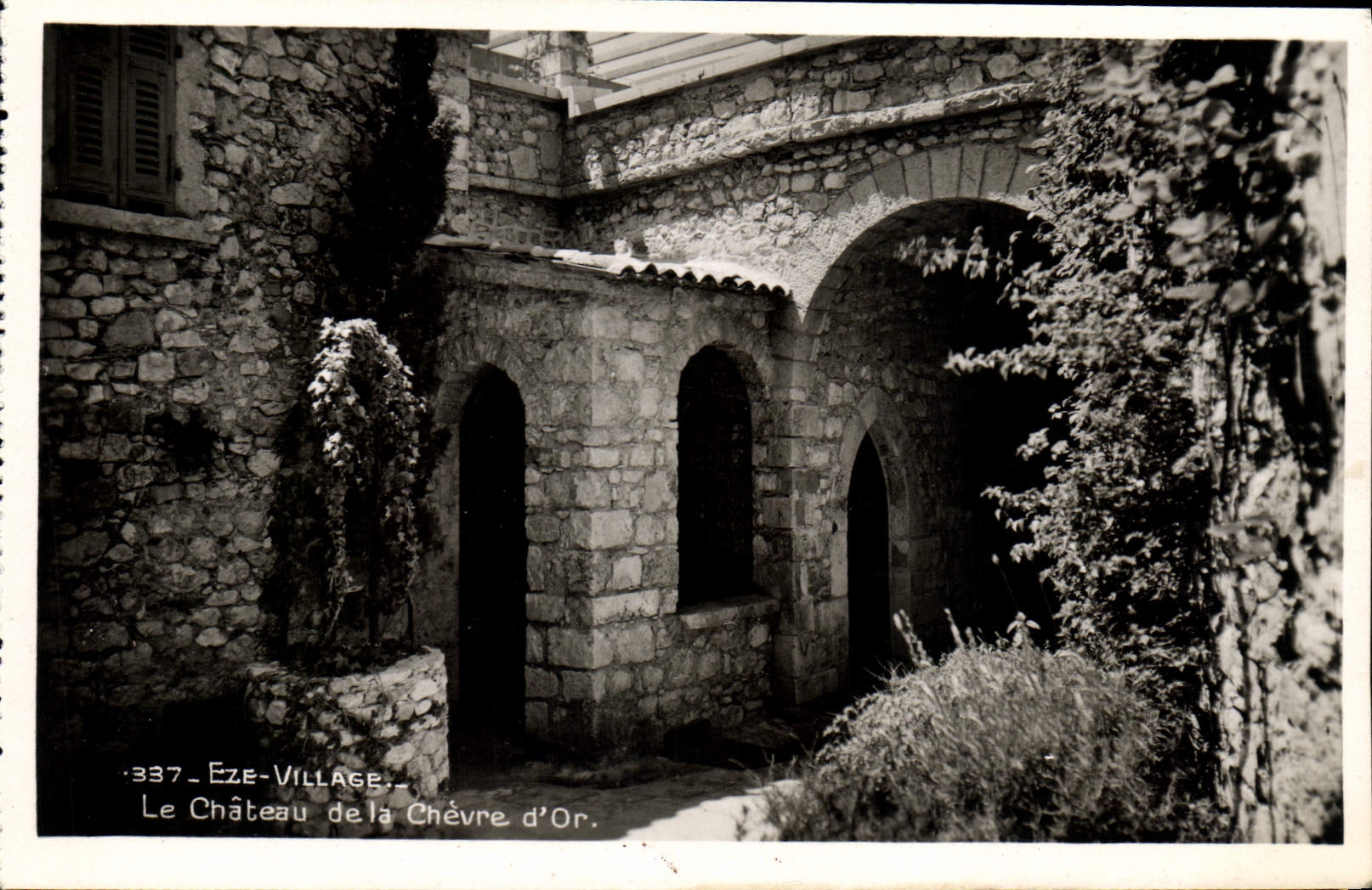 CPA Eze Village Le chateau de la chevre d'or