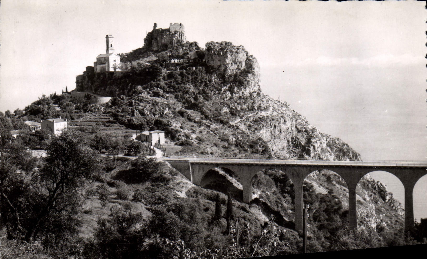 POSTAL MODERNA aldea de Eze la aguilera el viaducto