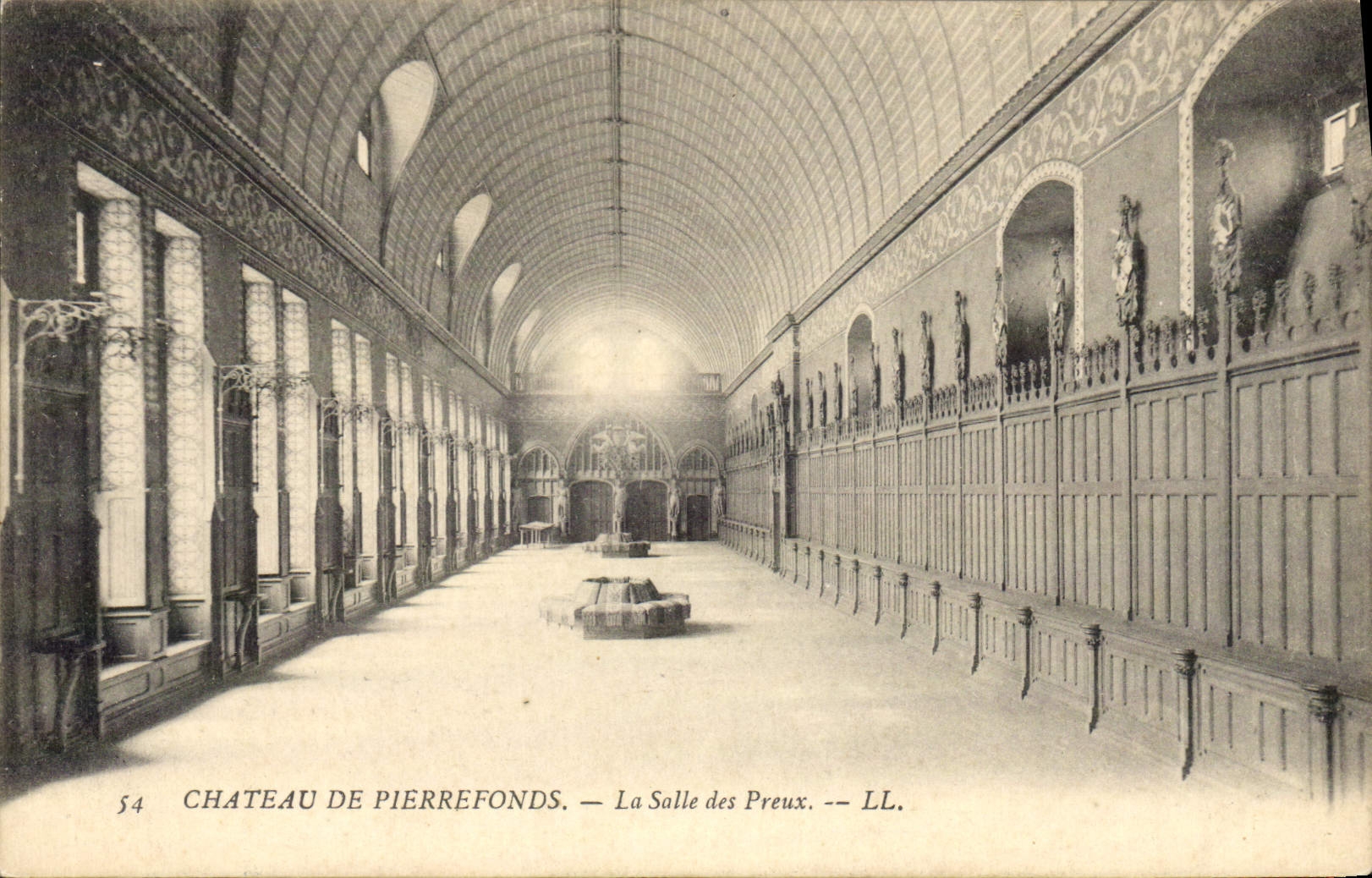 CPA Chateau De Pierrefonds La Salle des Preux