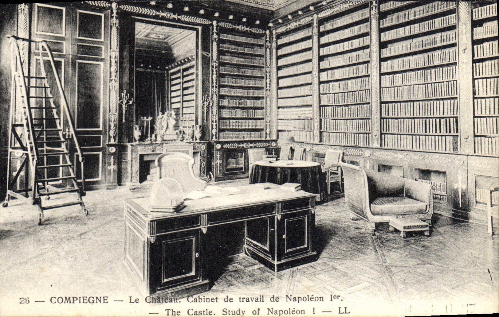 POSTAL Compiegne de la VENDIMIA el estudio del castillo de la 1ra biblioteca de Napoleon