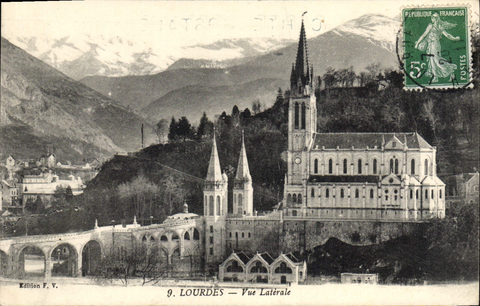 Vista lateral pesada de la POSTAL de la VENDIMIA