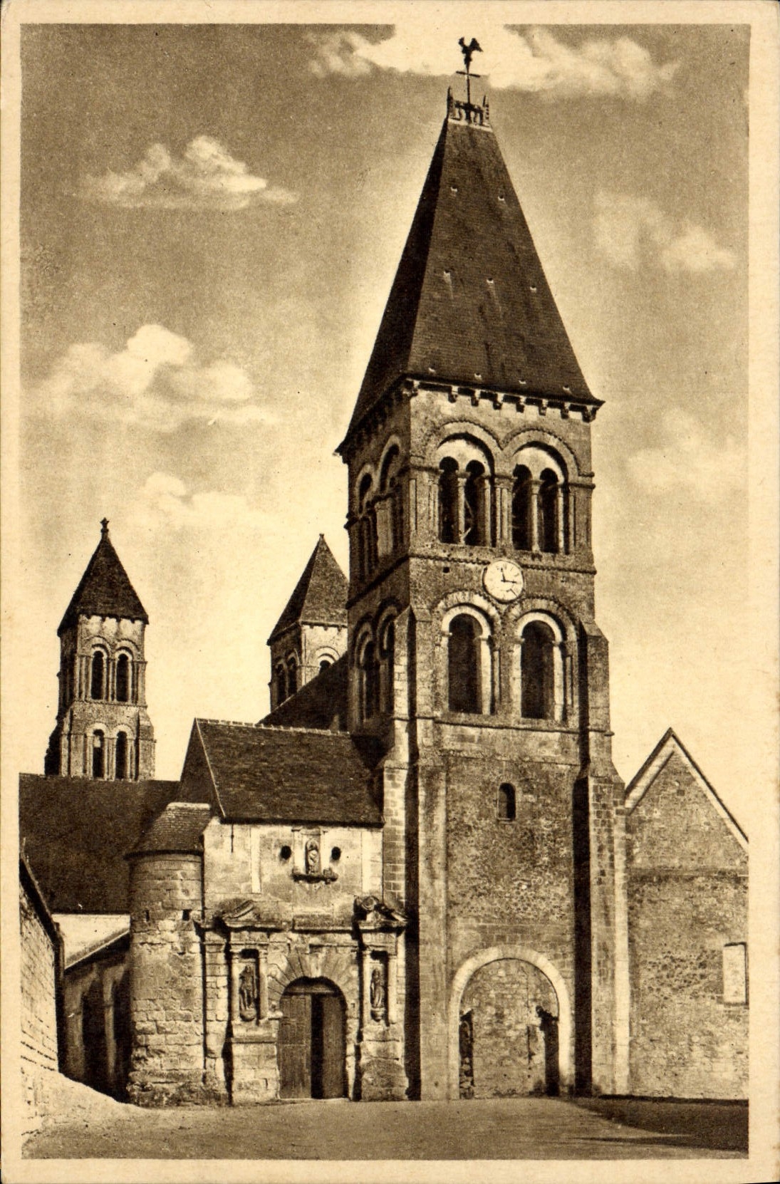 VINTAGE POSTCARD Morienval Frontage of the Notre Dame Church Old abbey church of Benedictines