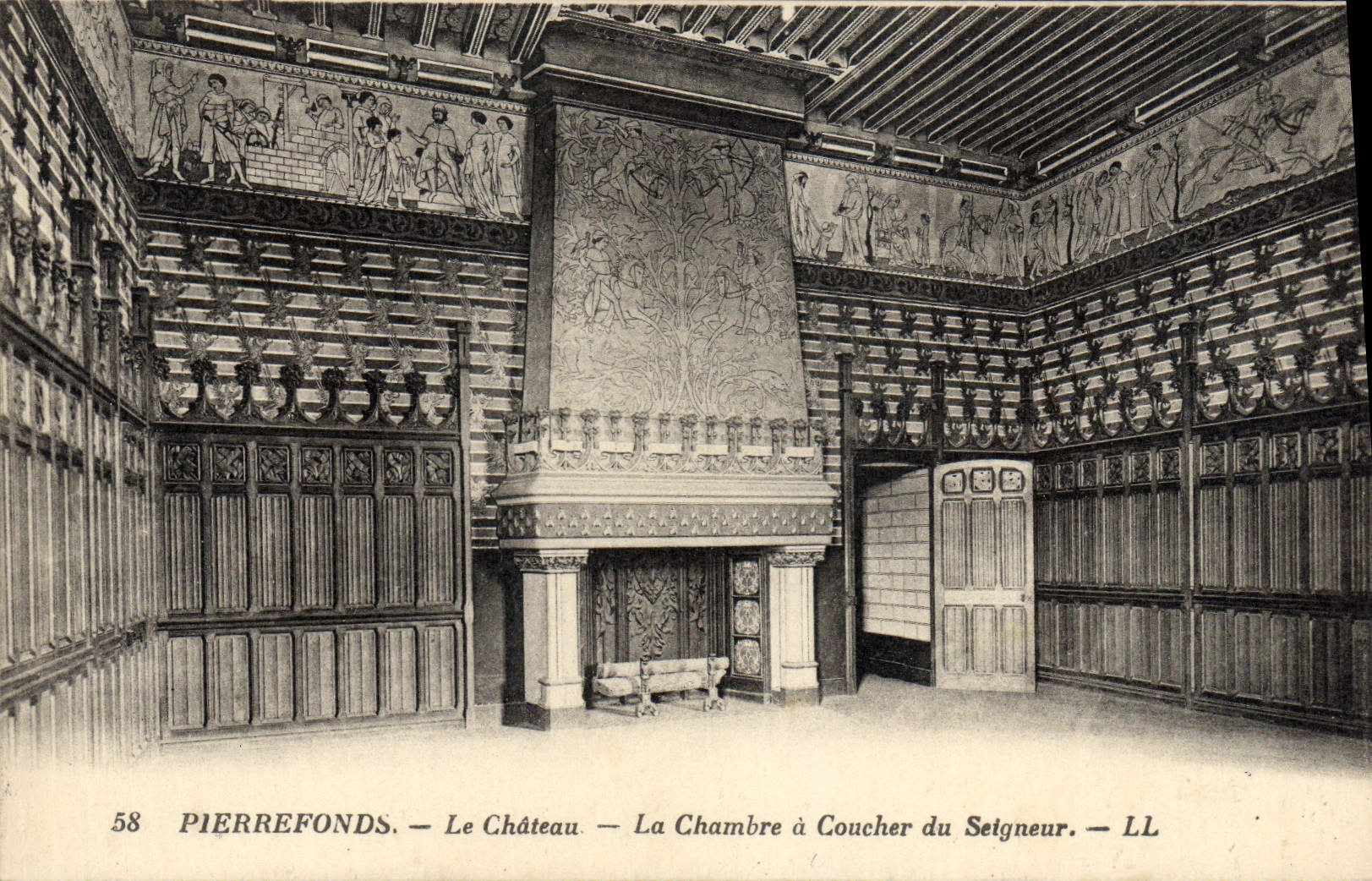CPA Pierrefonds Le Chateau La Chambre a Coucher du seigneur
