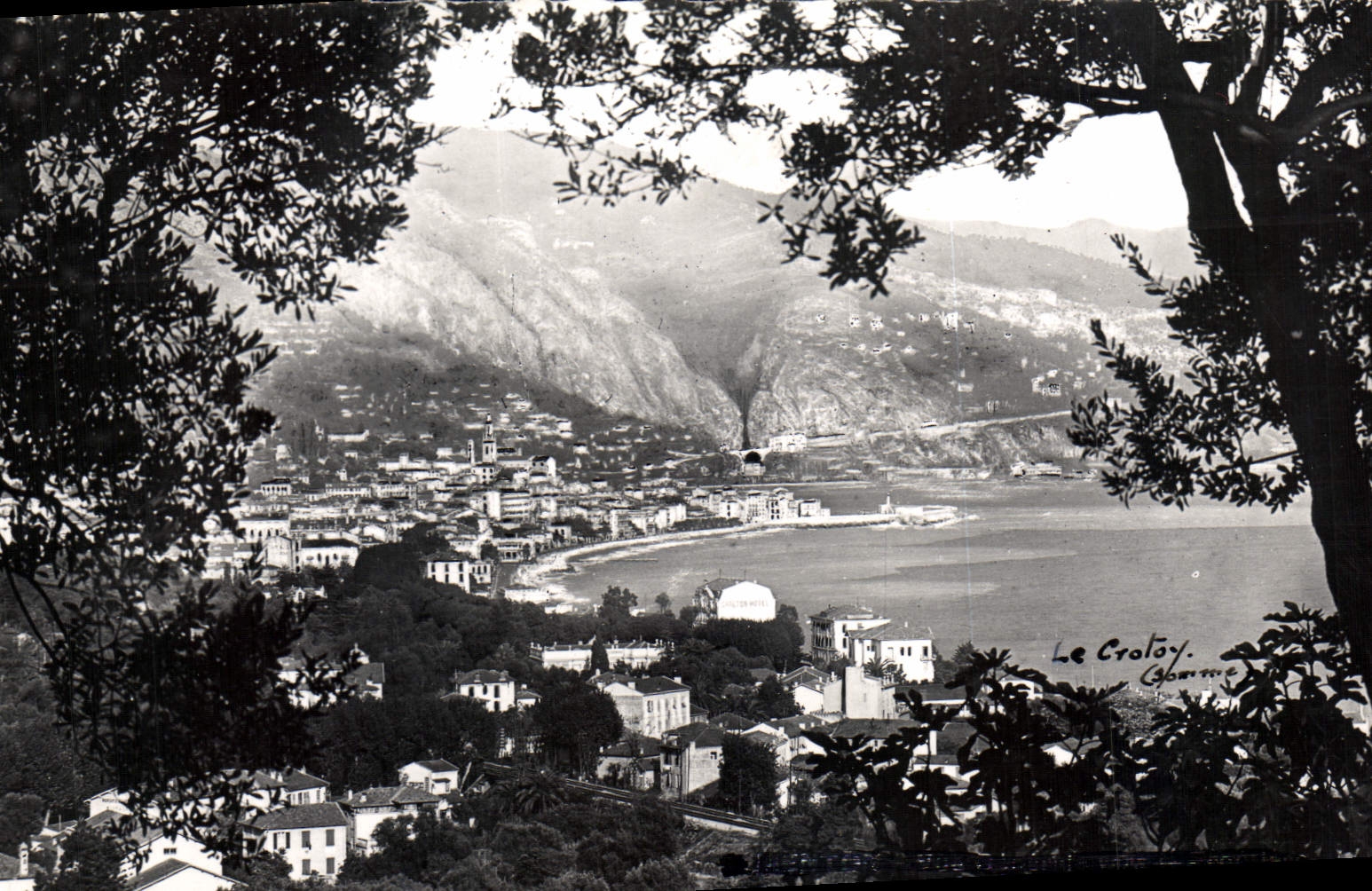 MODERN CARD Dimension Seen air