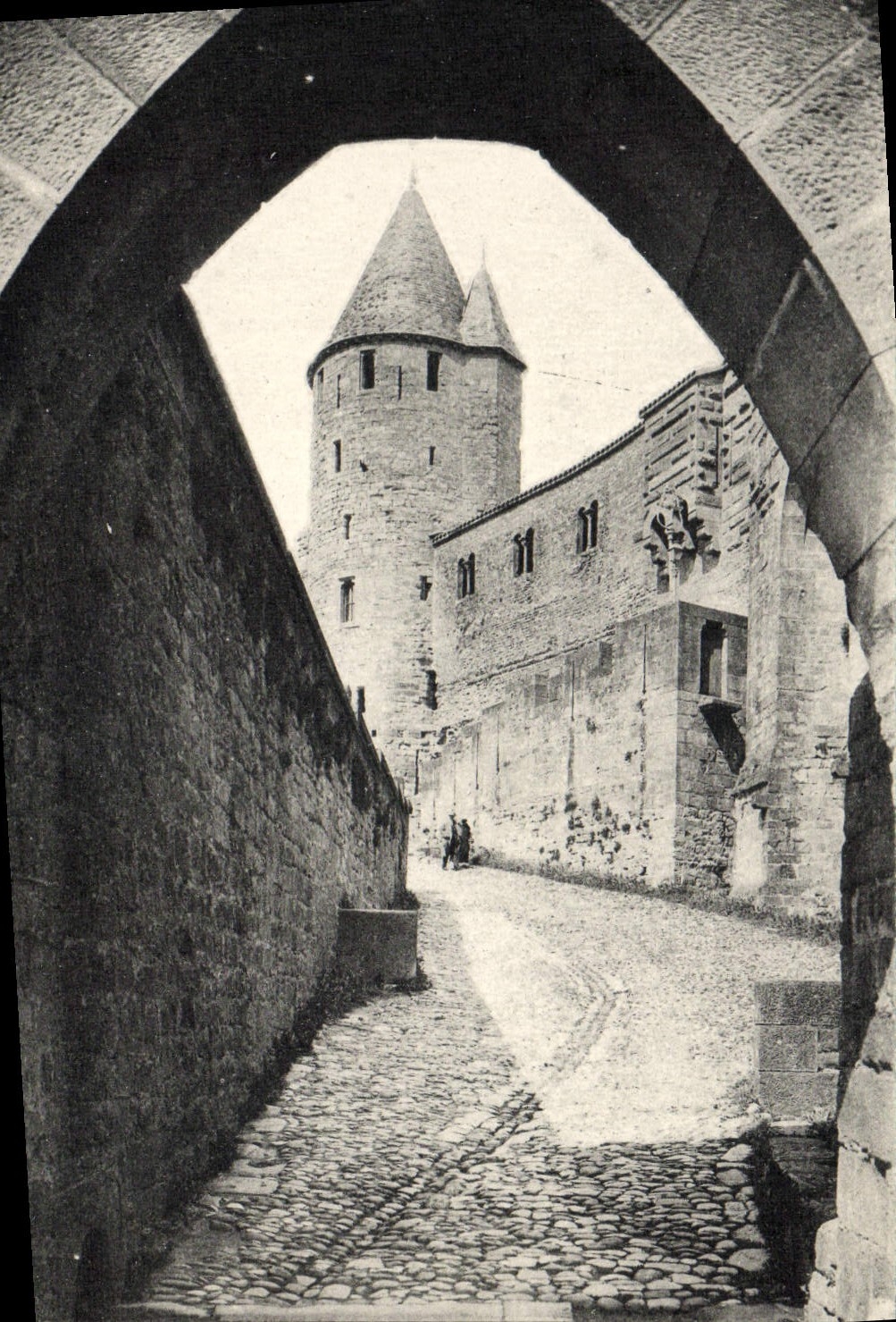 CPA Carcassonne Avant Porte Tour De La Justice Galerie Romane