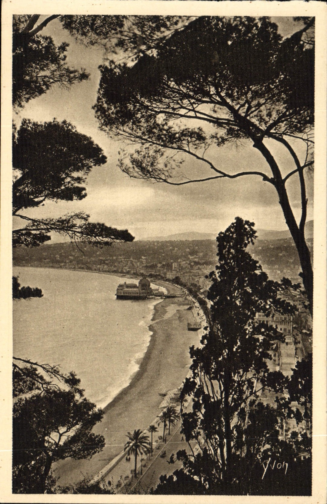 Panorama de la POSTAL de la VENDIMIA Niza tomado del castillo