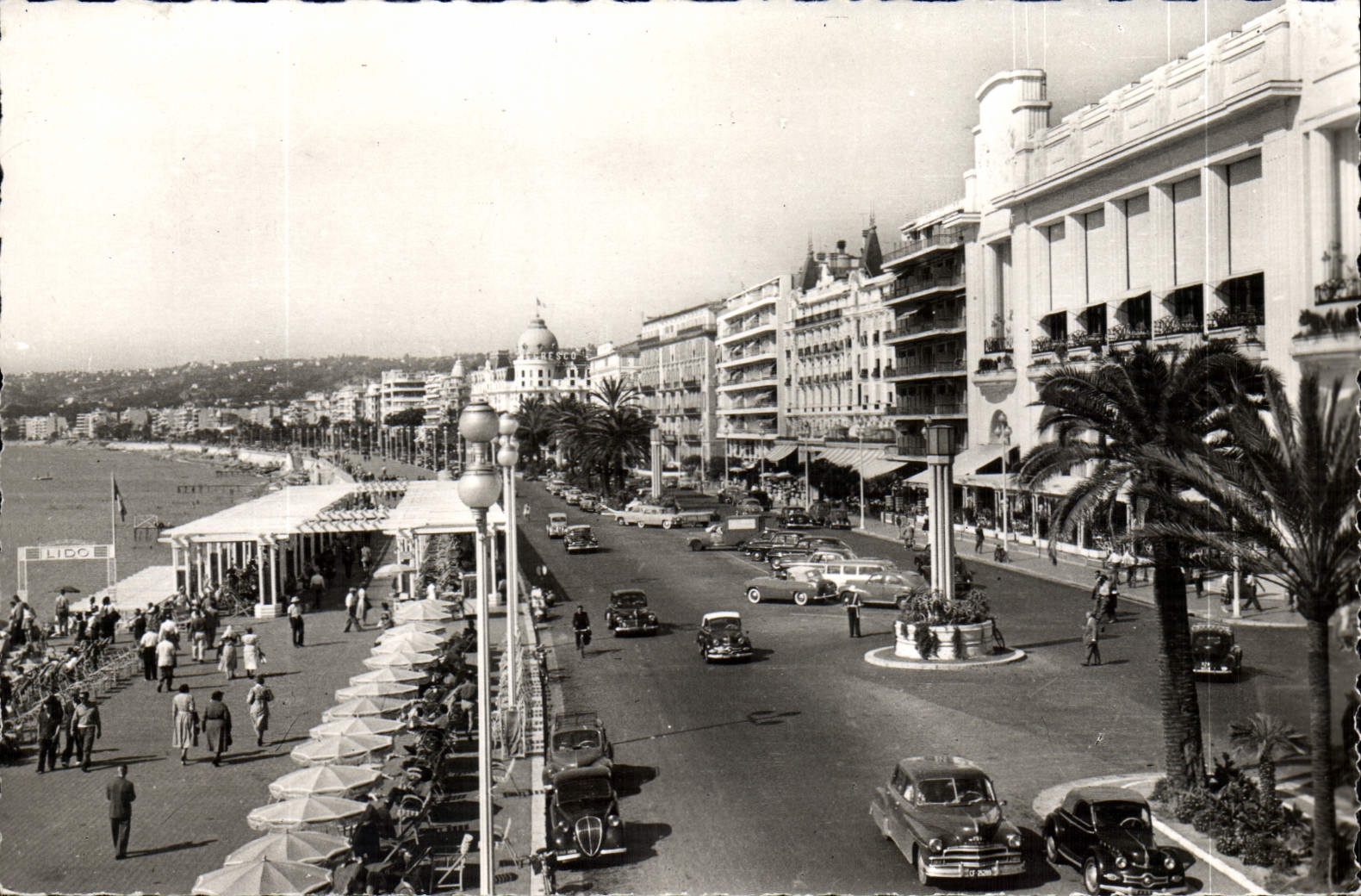 CPM Nice La Promenade Des Anglais