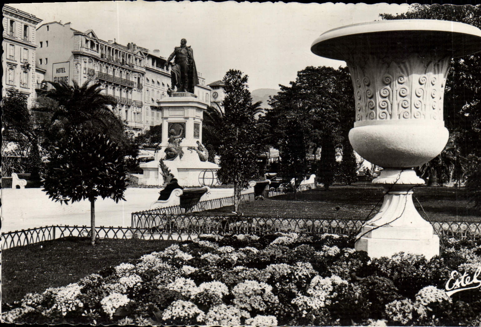 CPM Nice Square Massena 