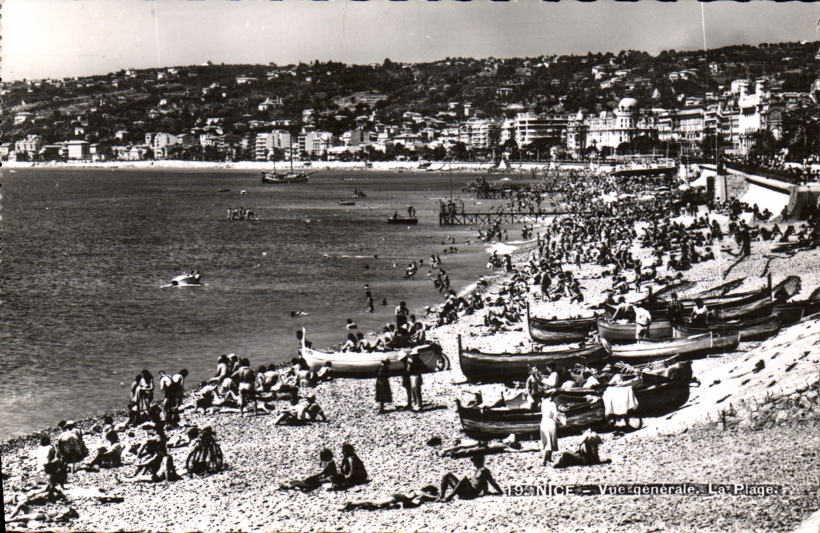 POSTAL MODERNA Niza visión Piage