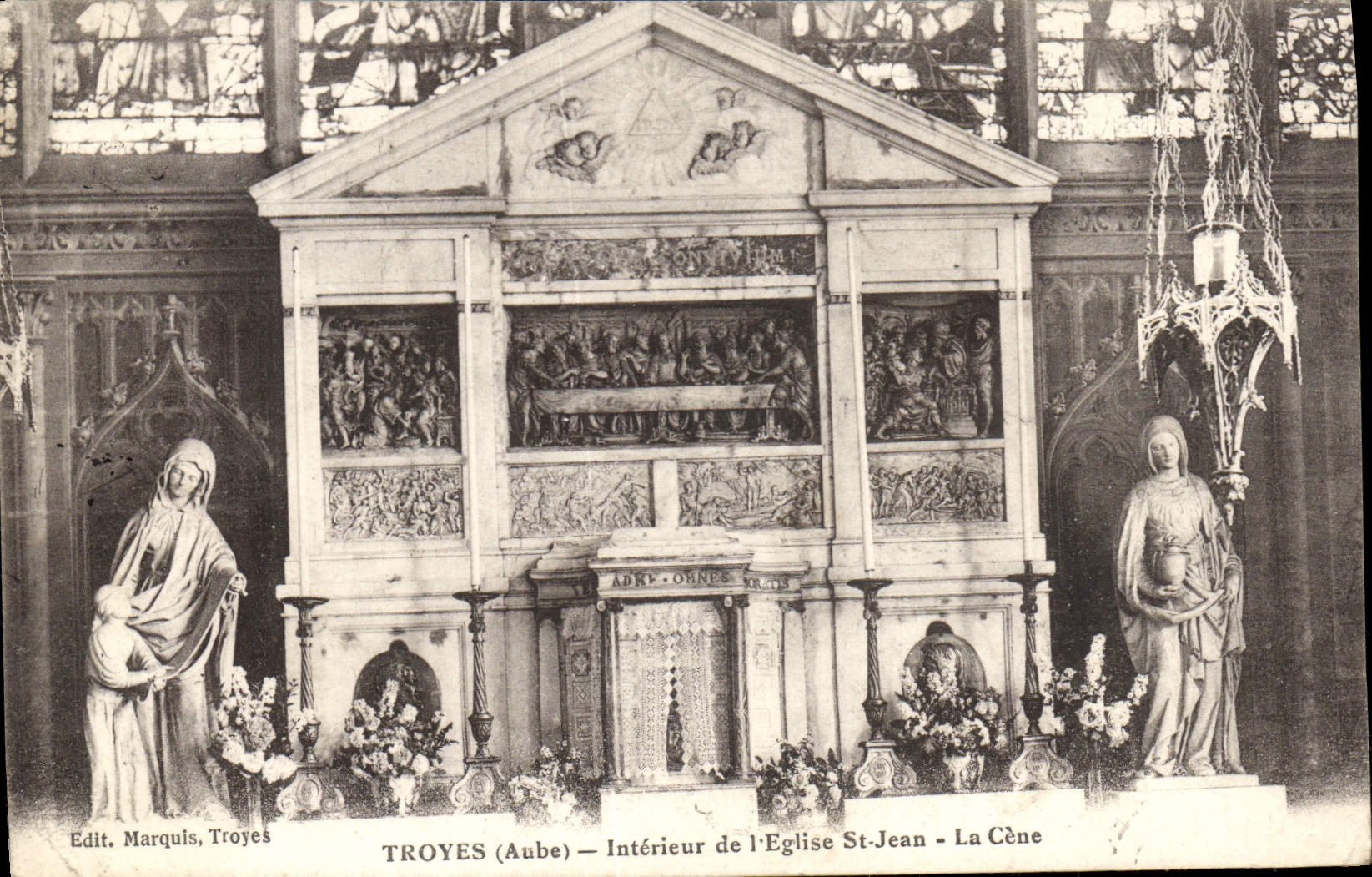 VINTAGE POSTCARD Interior Troyes De I' Eglise St Jean Cene