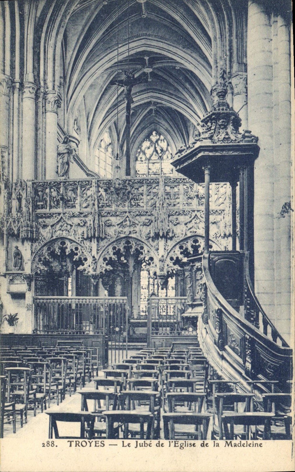 CPA Troyes Le Jube De I'Eglise De La Madeleine