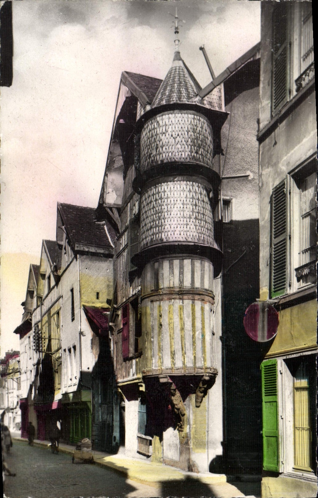 MODERN CARD Troyes Toureile De I' Orfevre