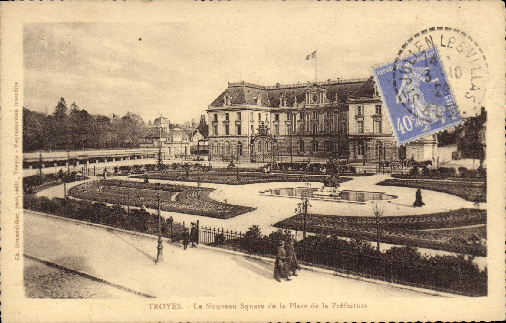 CPA Troyes Le Nouveau Square De La Place De la Prefecture