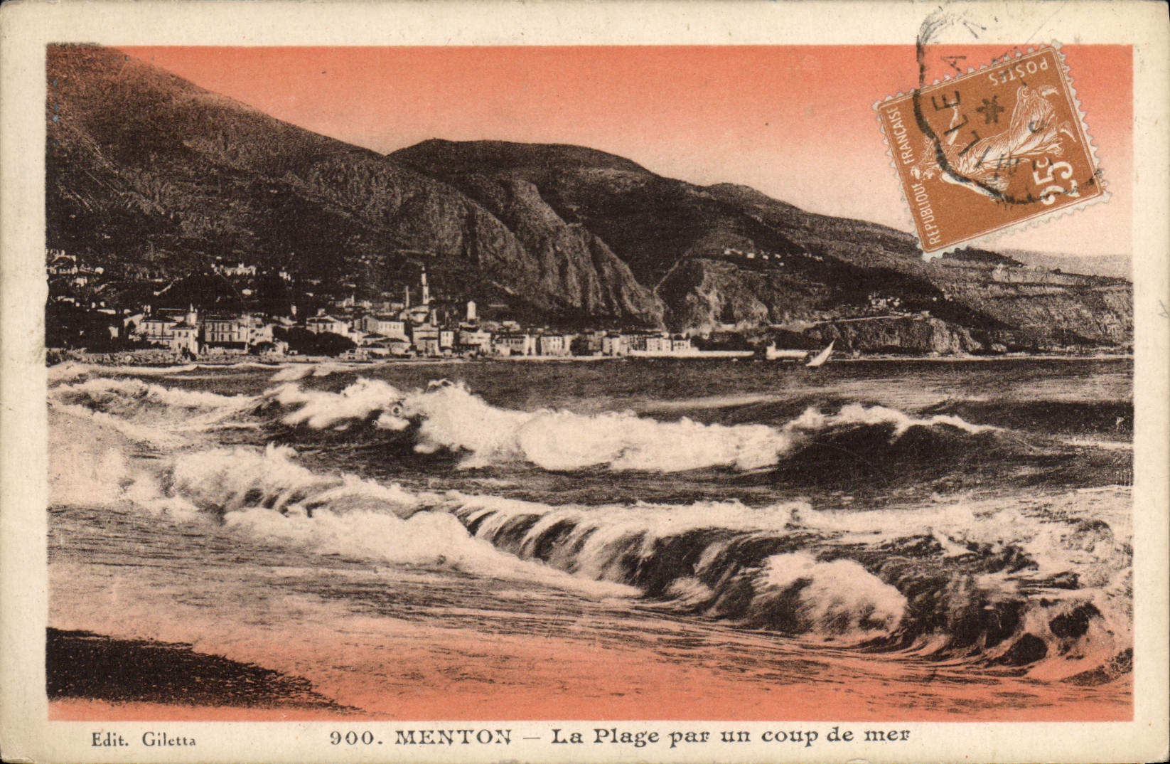 CPA Menton La Plage Par Un Coup De Mer