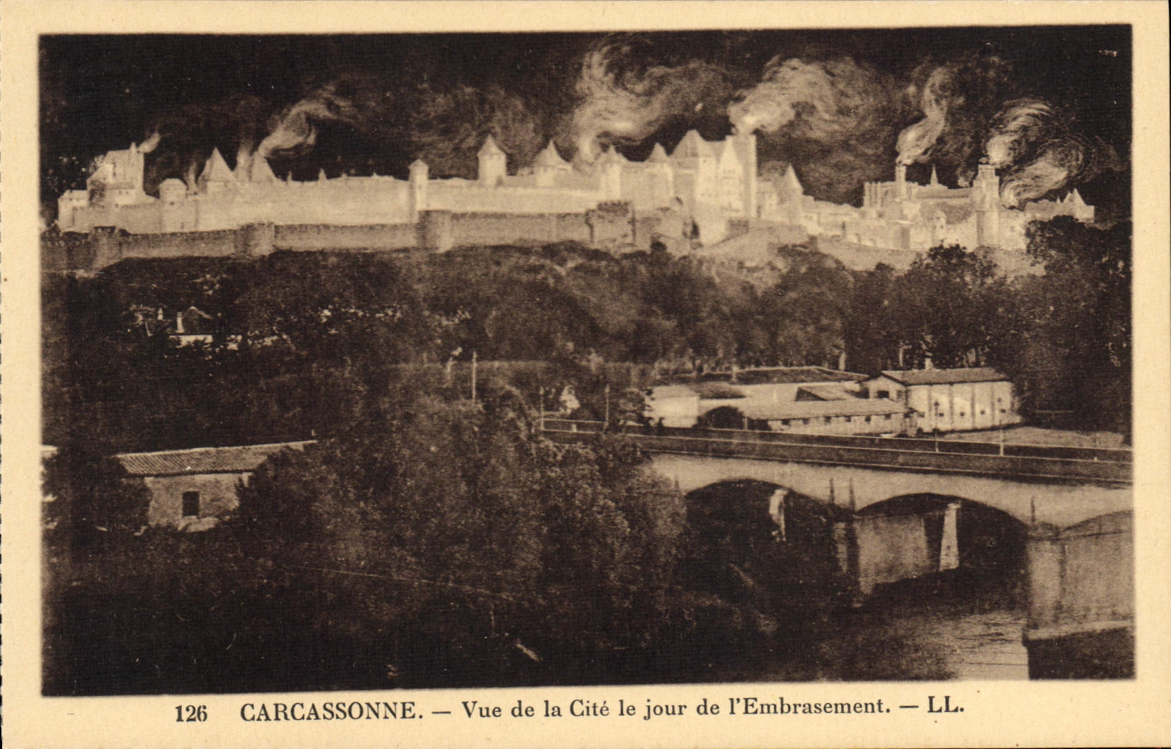 POSTAL Corcassonne de la VENDIMIA visto del ISCED el día De I' Embrasement