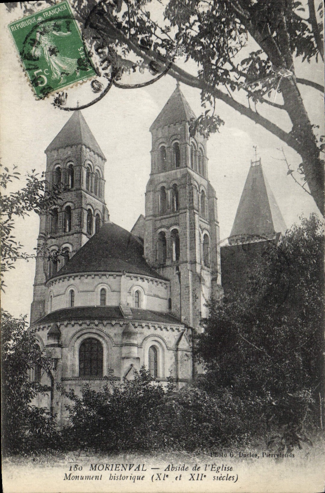 VINTAGE POSTCARD Morienval Apse De I' Eglise