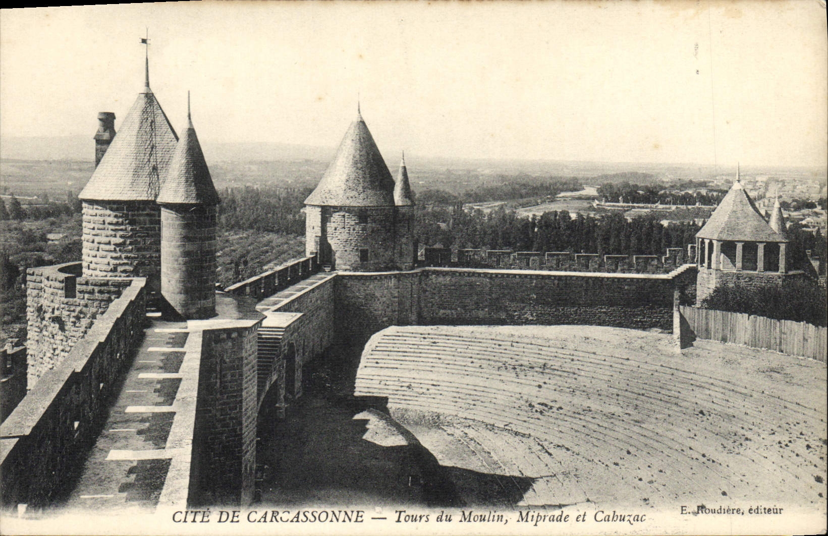 CPA Cite De Carcassonne Tours Du Moulin Miprade Et Cabuzac