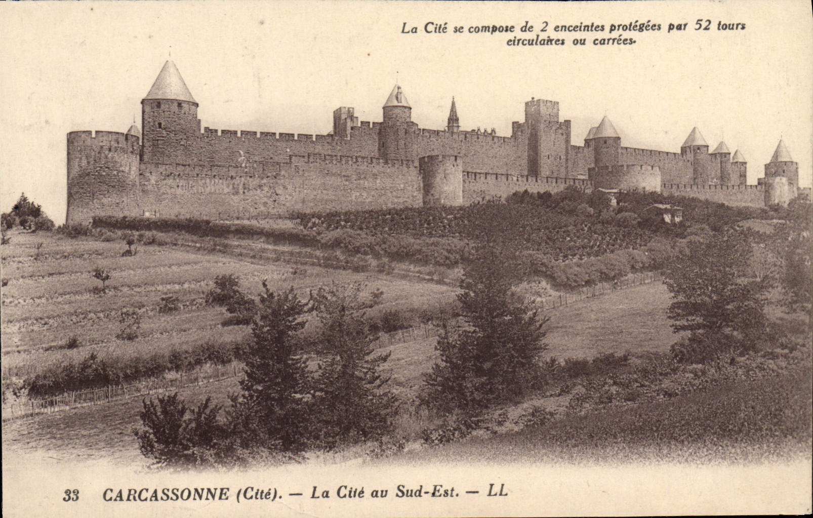 CPA Cite De Carcassonne La Cite Au Sud Est