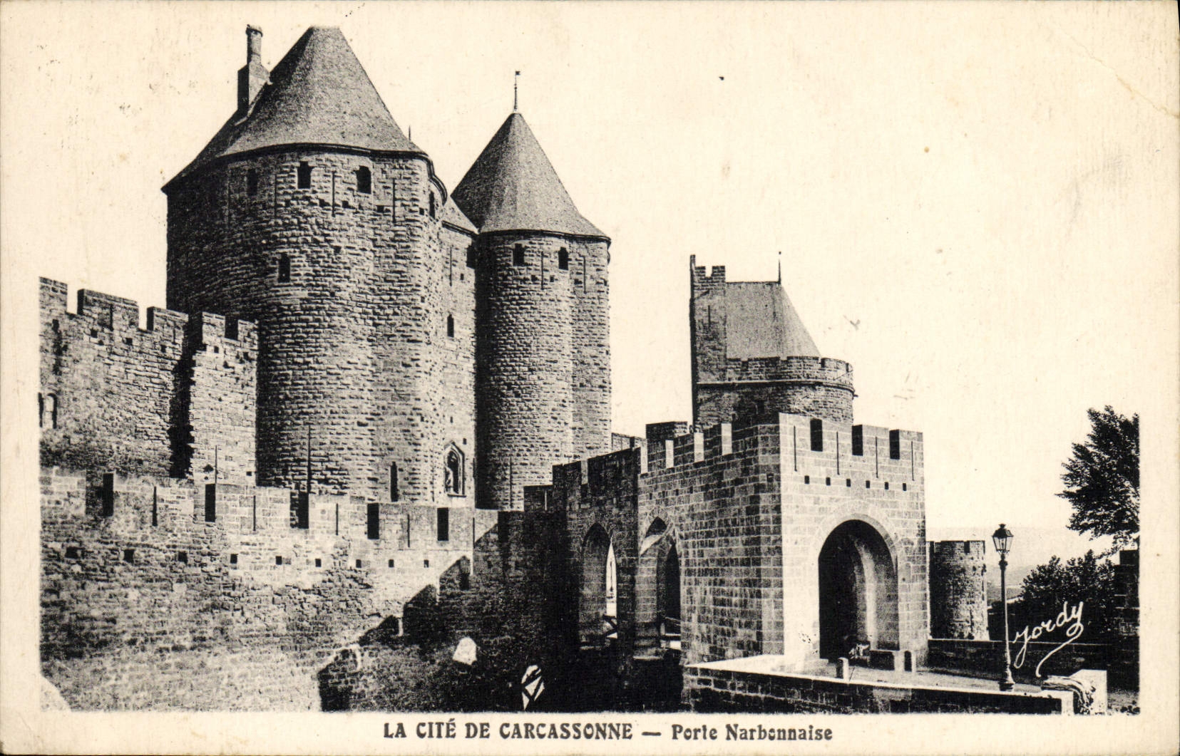 CPA La Cite De Carcasonne Porte Narbonnaise