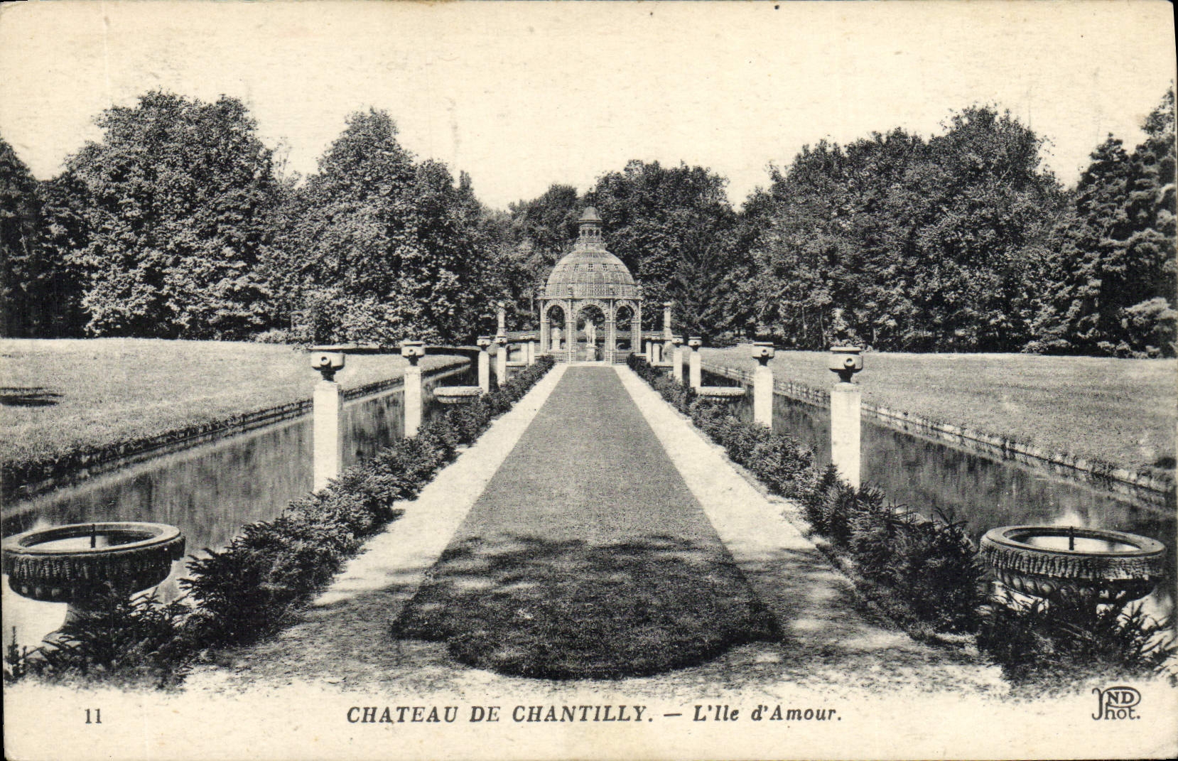 CPA Chateau De Chantilly L'Ile D'Amour