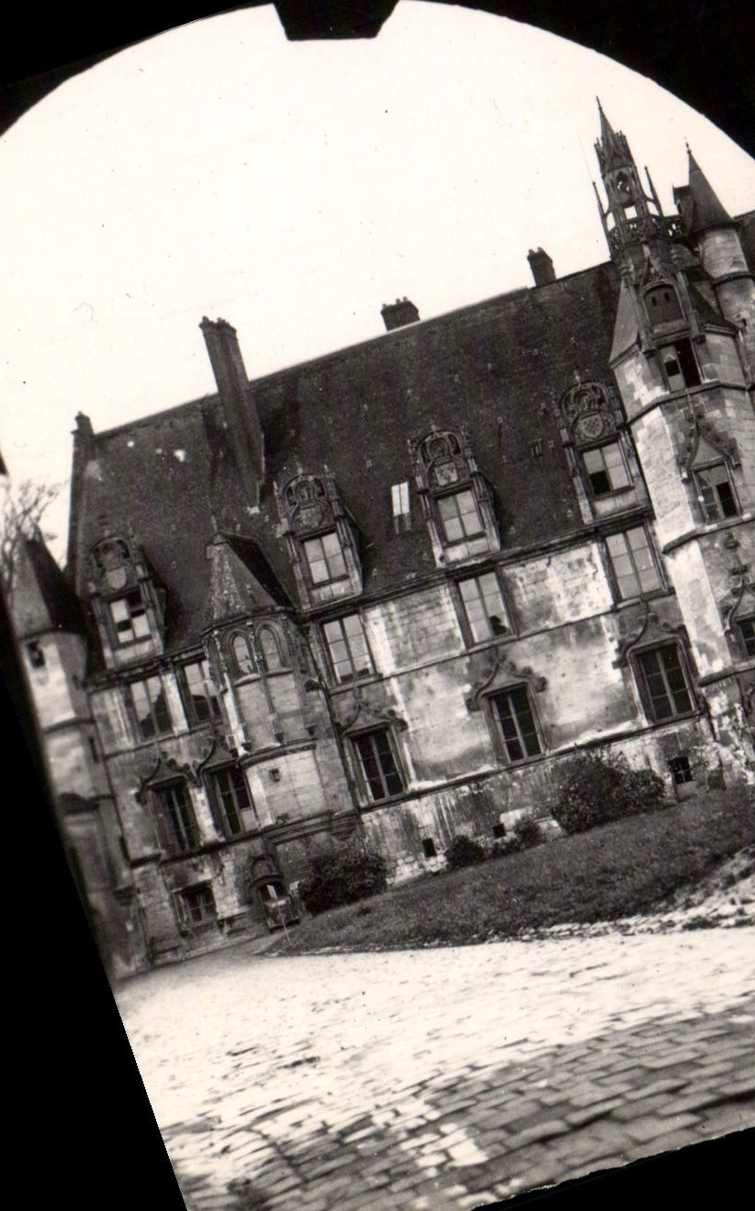 CPM Beauvais Palais De Justice