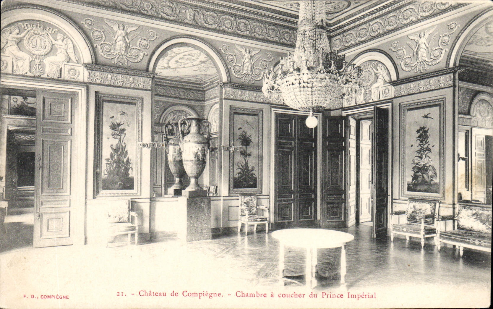 Castillo de la POSTAL de la VENDIMIA del sitio de Compiegne de ser dormido de príncipe Imperial