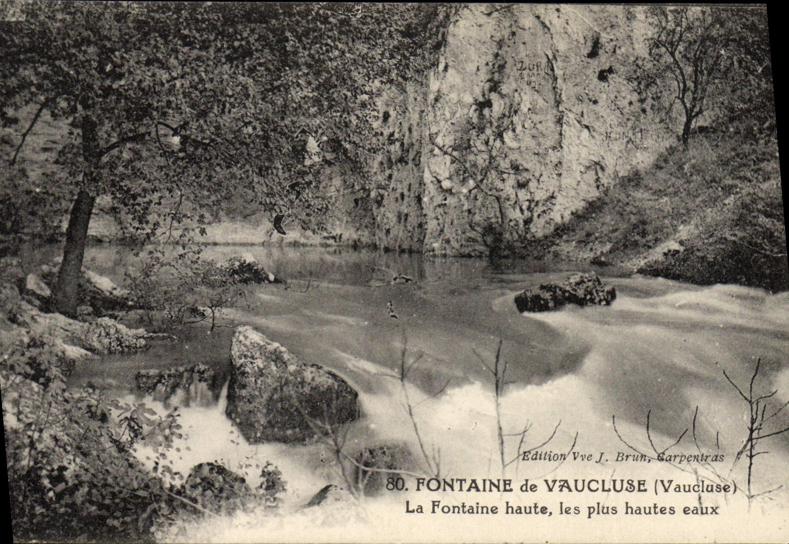VINTAGE POSTCARD Fountain Of Vaucluse the High Fountain More Hastes Water