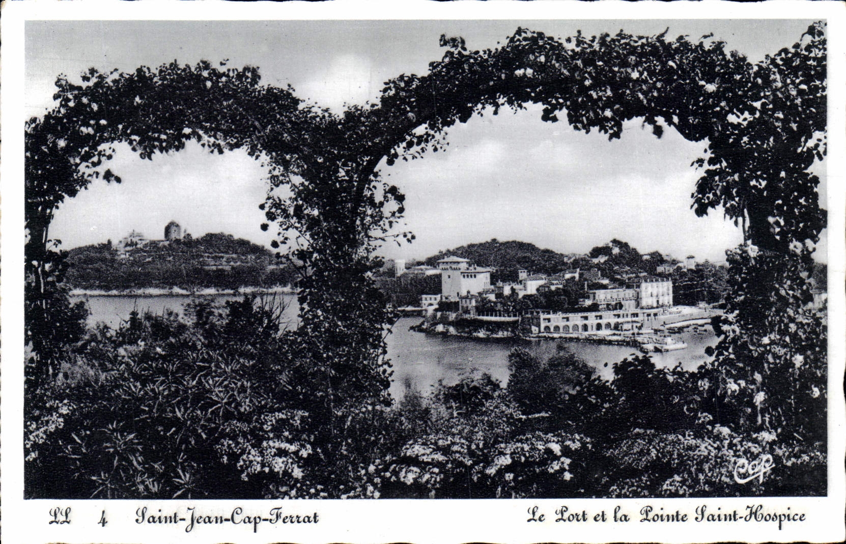 Cabo santo Ferrat de Jean de la POSTAL de la VENDIMIA el puerto y el hogar Saint de vieja gente del punto