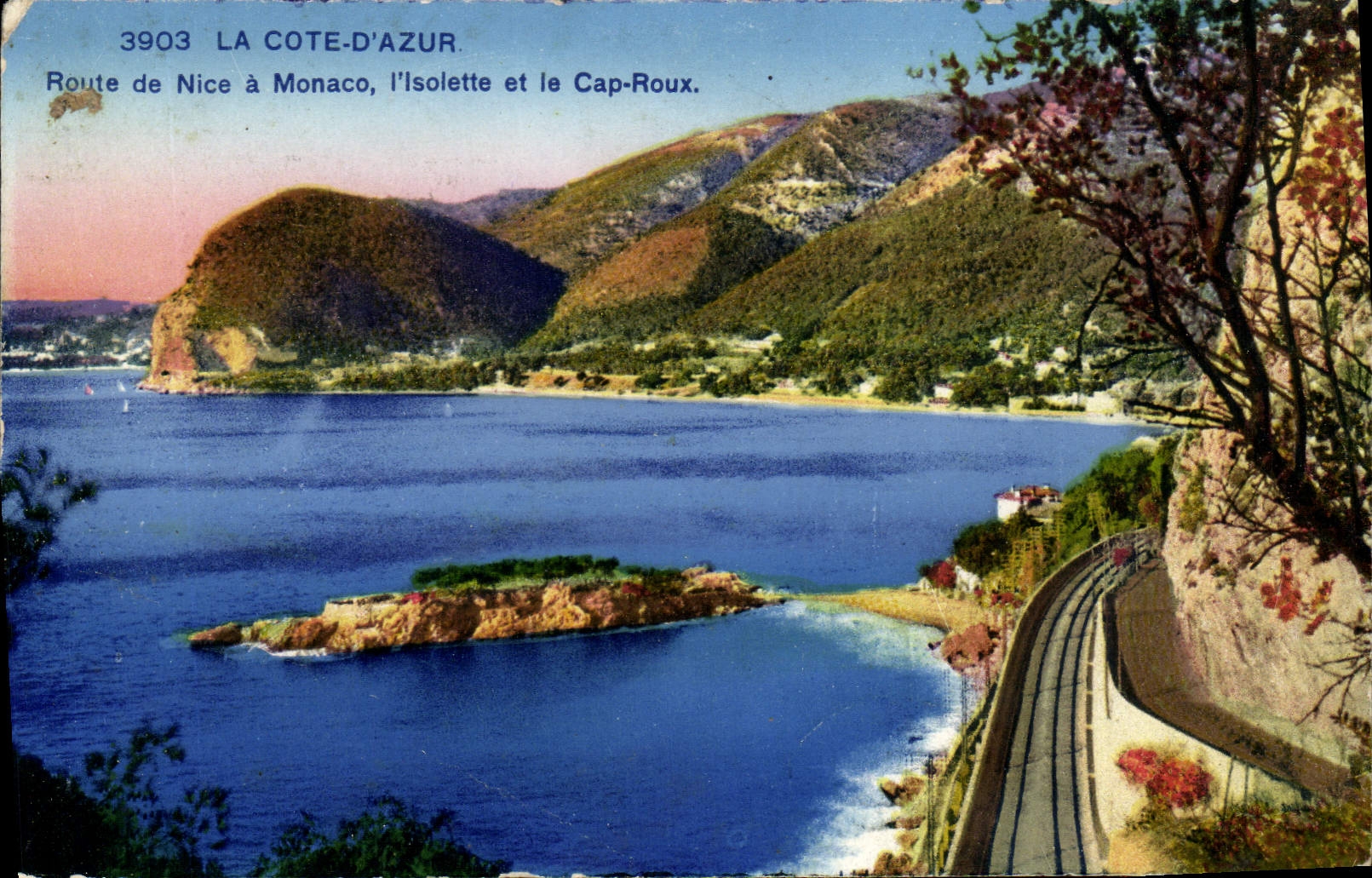 CPA La Cote D'Azur Route De Nice A Monaco I'Isolette Et Le Cap Roux