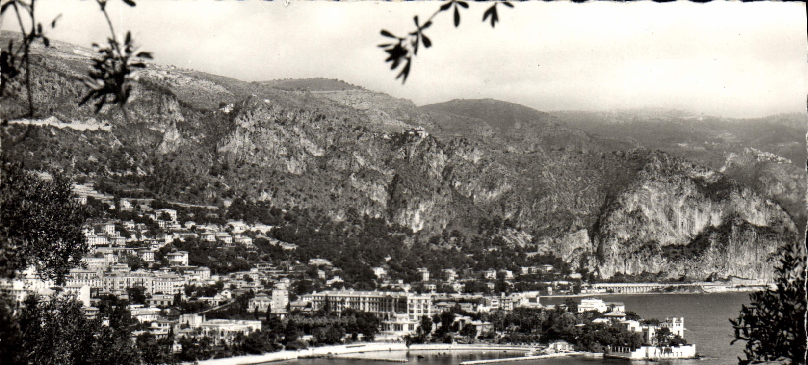 MODERN CARD Beaulieu On Sea Seen On the City And Bay Of the Ants