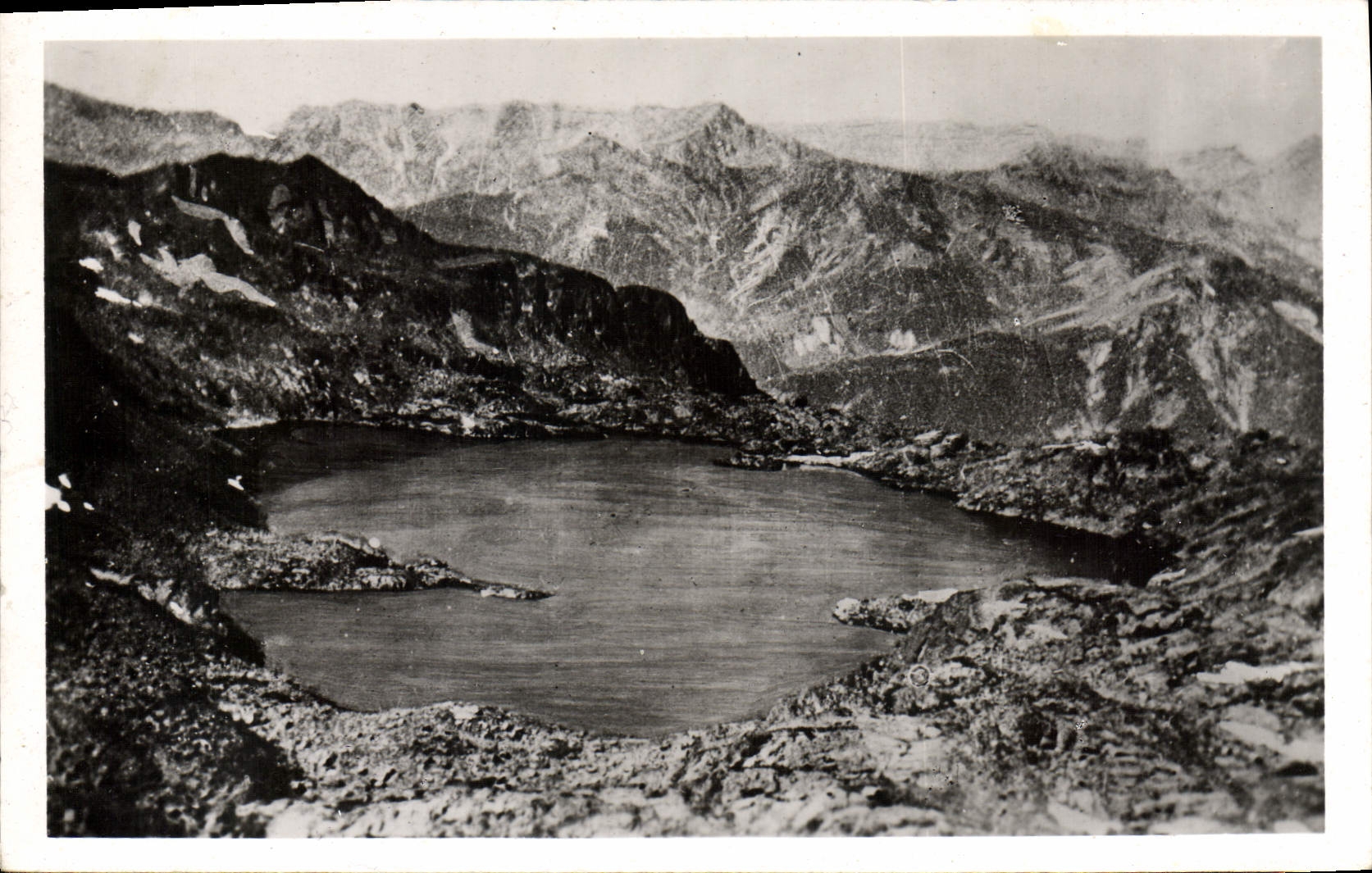 VINTAGE POSTCARD Lake Rabuons