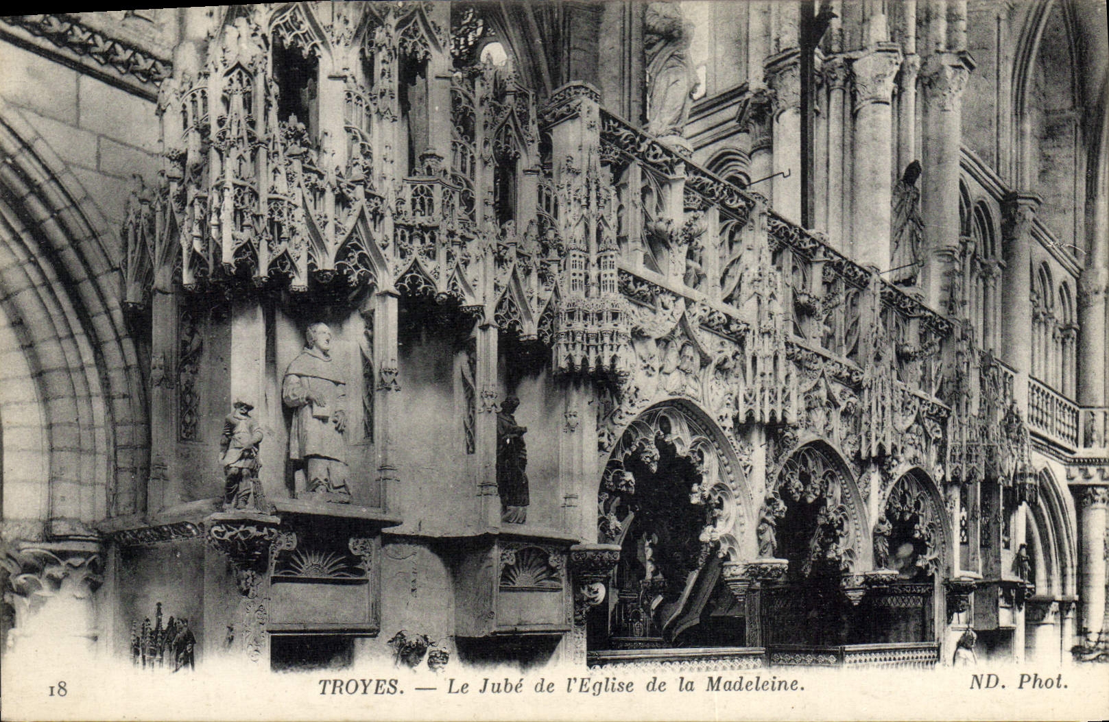 CPA Troyes Le Jube De I'Eglise De La Madeleine