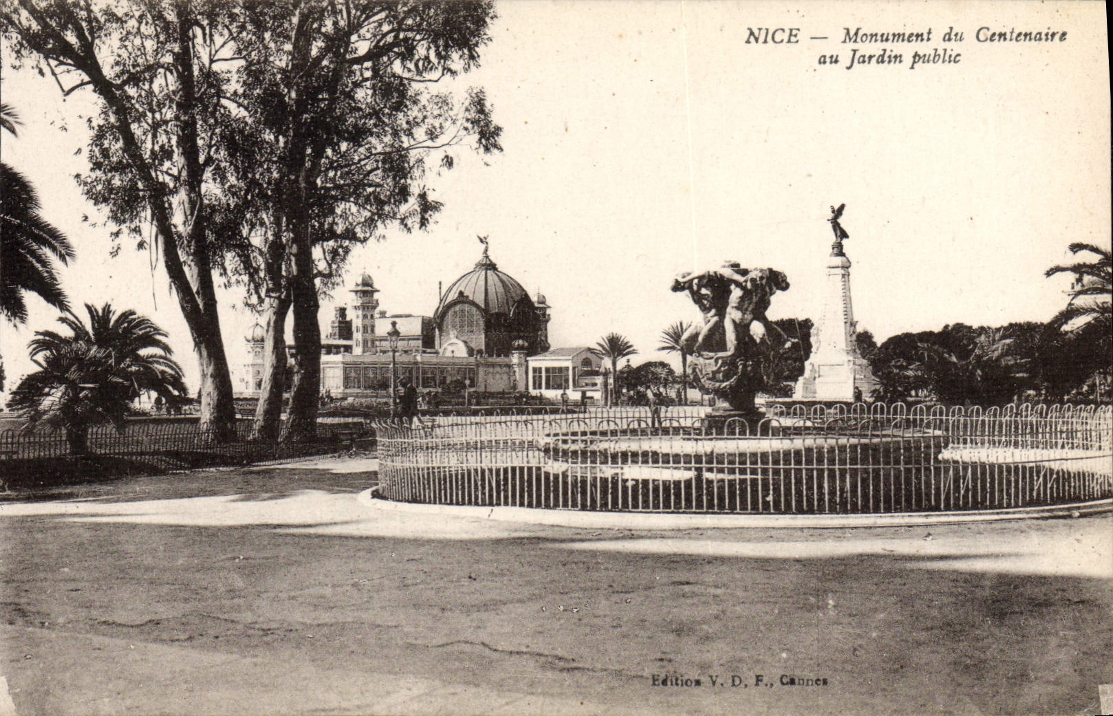 CPA Nice Monument Du Centenaire Au Jardin Public