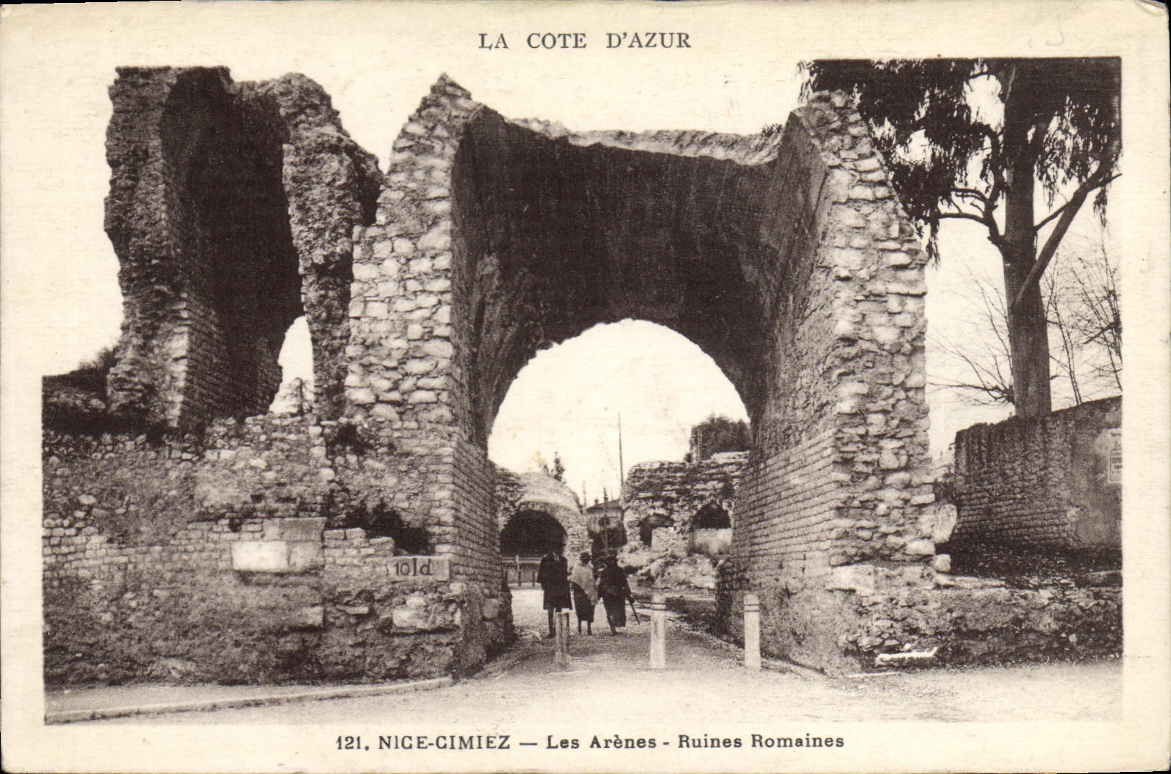 CPA Nice Cimiez Les Arenes Ruines Romaines