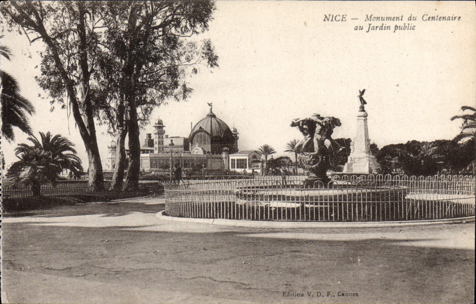 CPA Nice Monument Du Centenaire Au Jardin Public