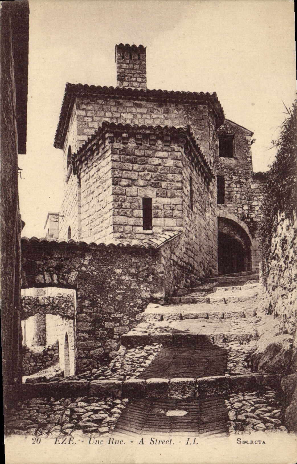 CPA Eze Une Rue 