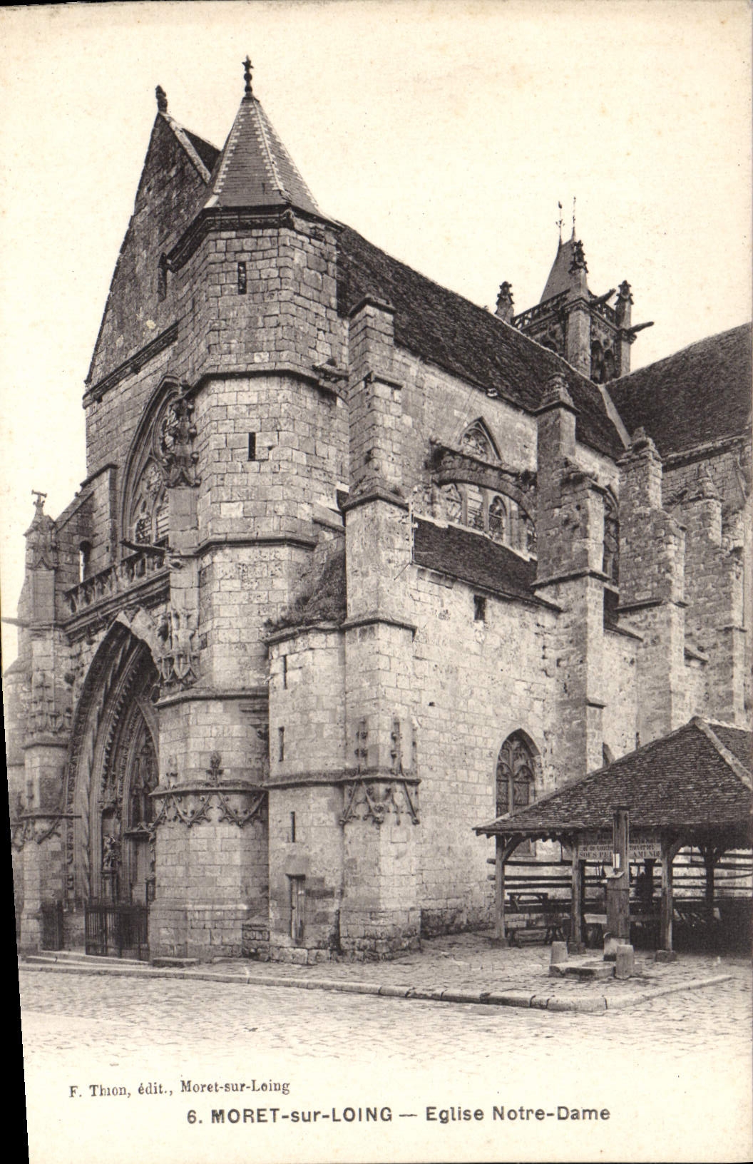 VINTAGE POSTCARD Moret On Loing Notre Dame Church