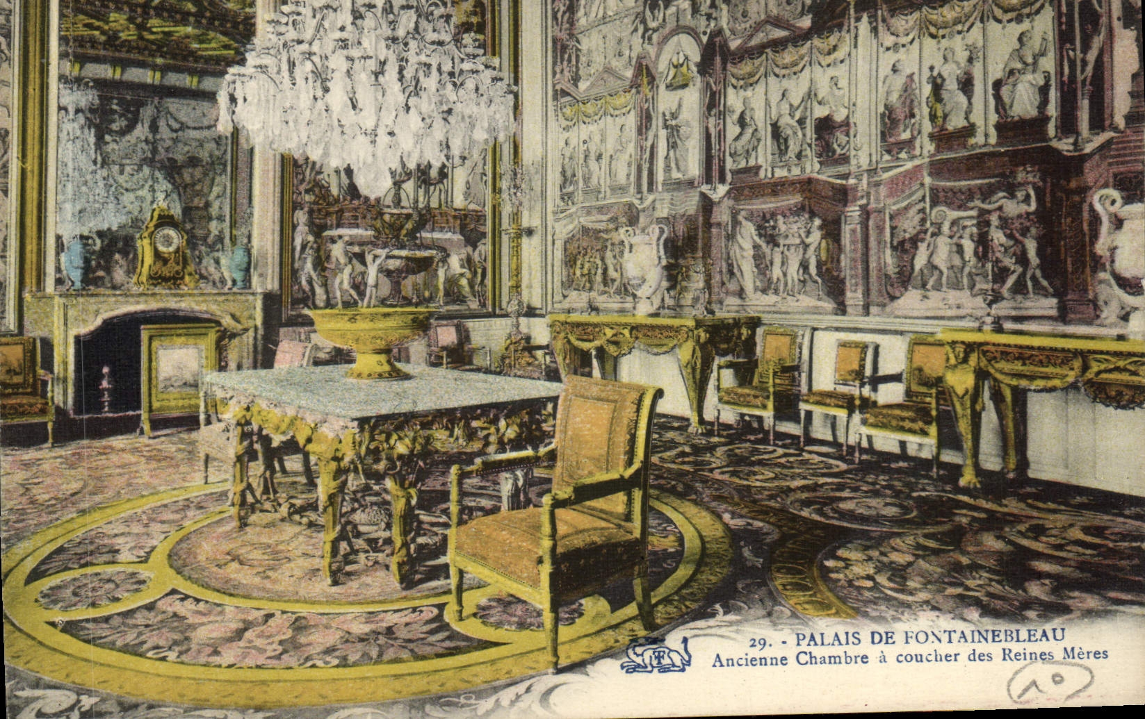 CPA Palais De Fontainebleau Antichambre Chambre A Coucher Des Reines Meres