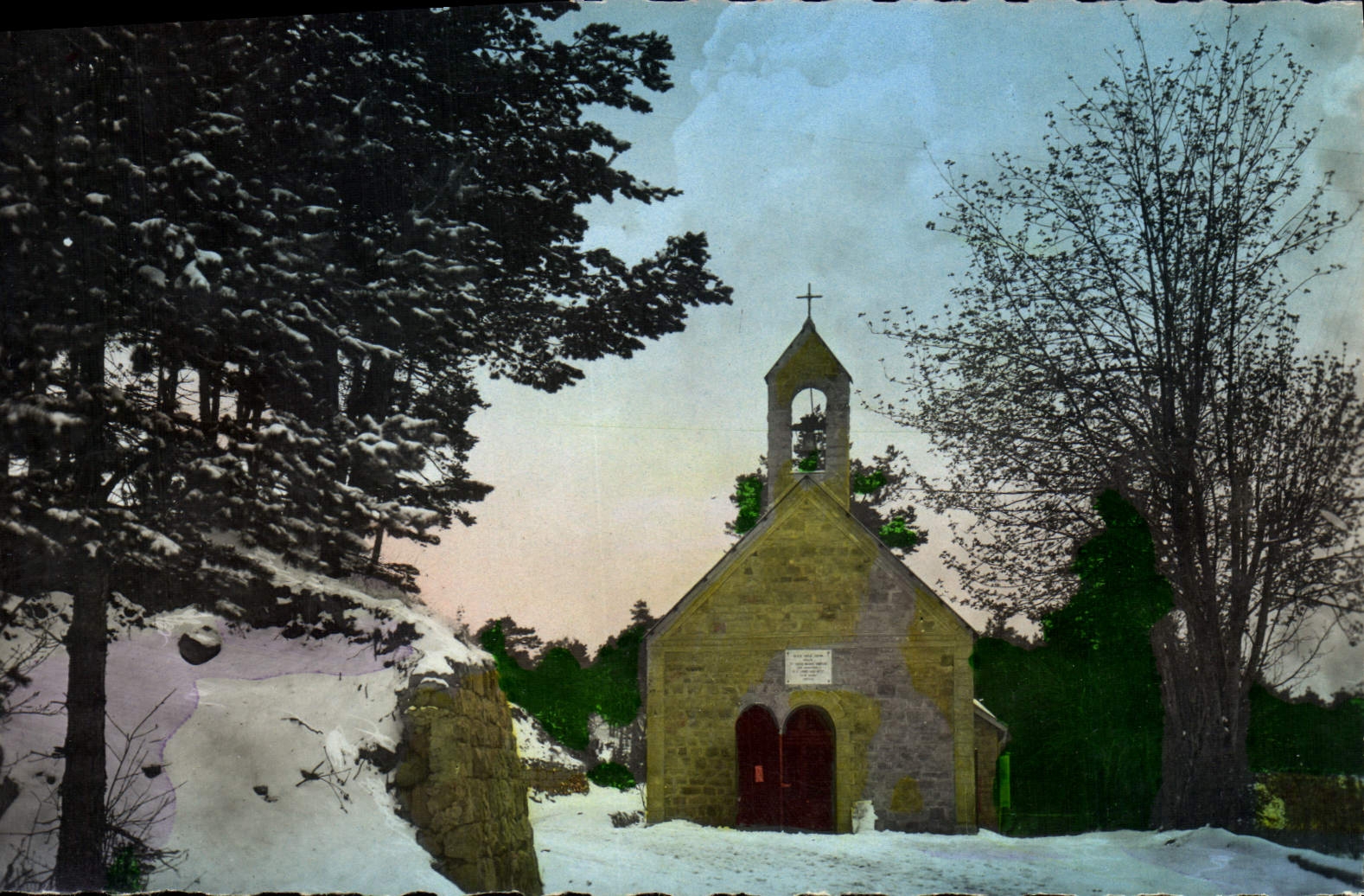 VINTAGE POSTCARD Peira Undermined the vault