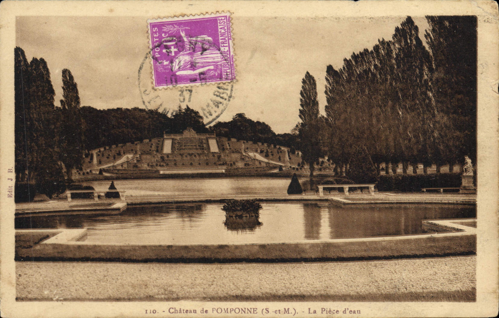 VINTAGE POSTCARD Castle of Pomponne the water part