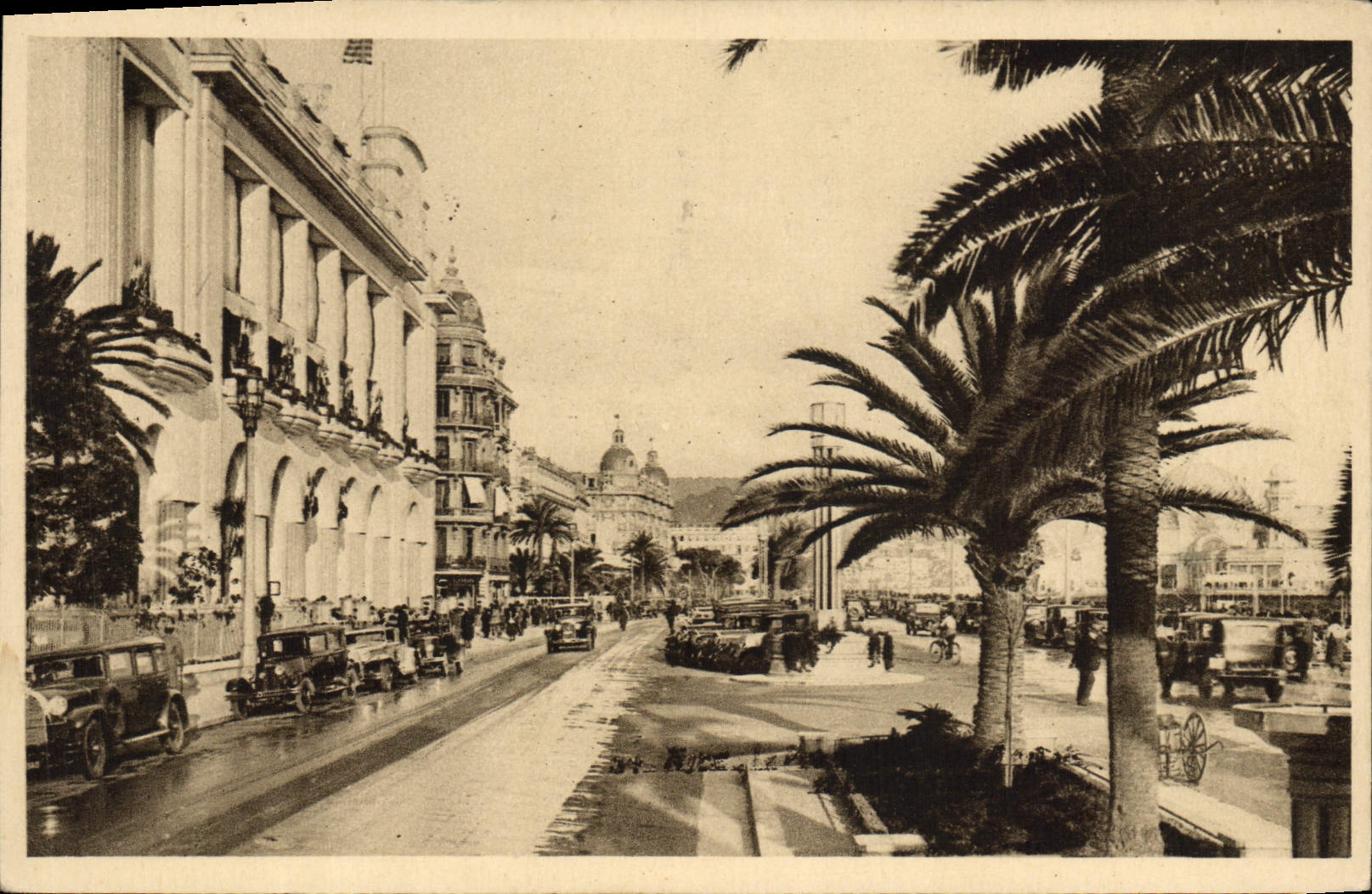 CPA Nice La Promenade des Anglais et les Casinos