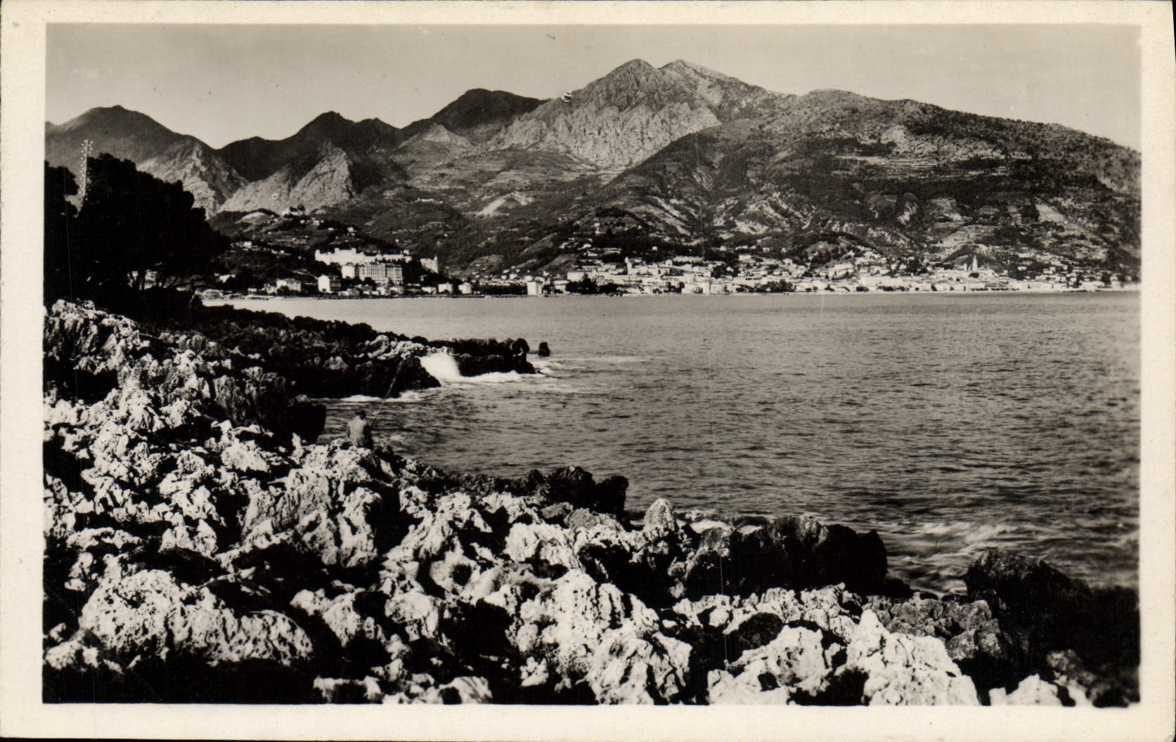 CPA Menton Vue Generale Prise du Cap Martin
