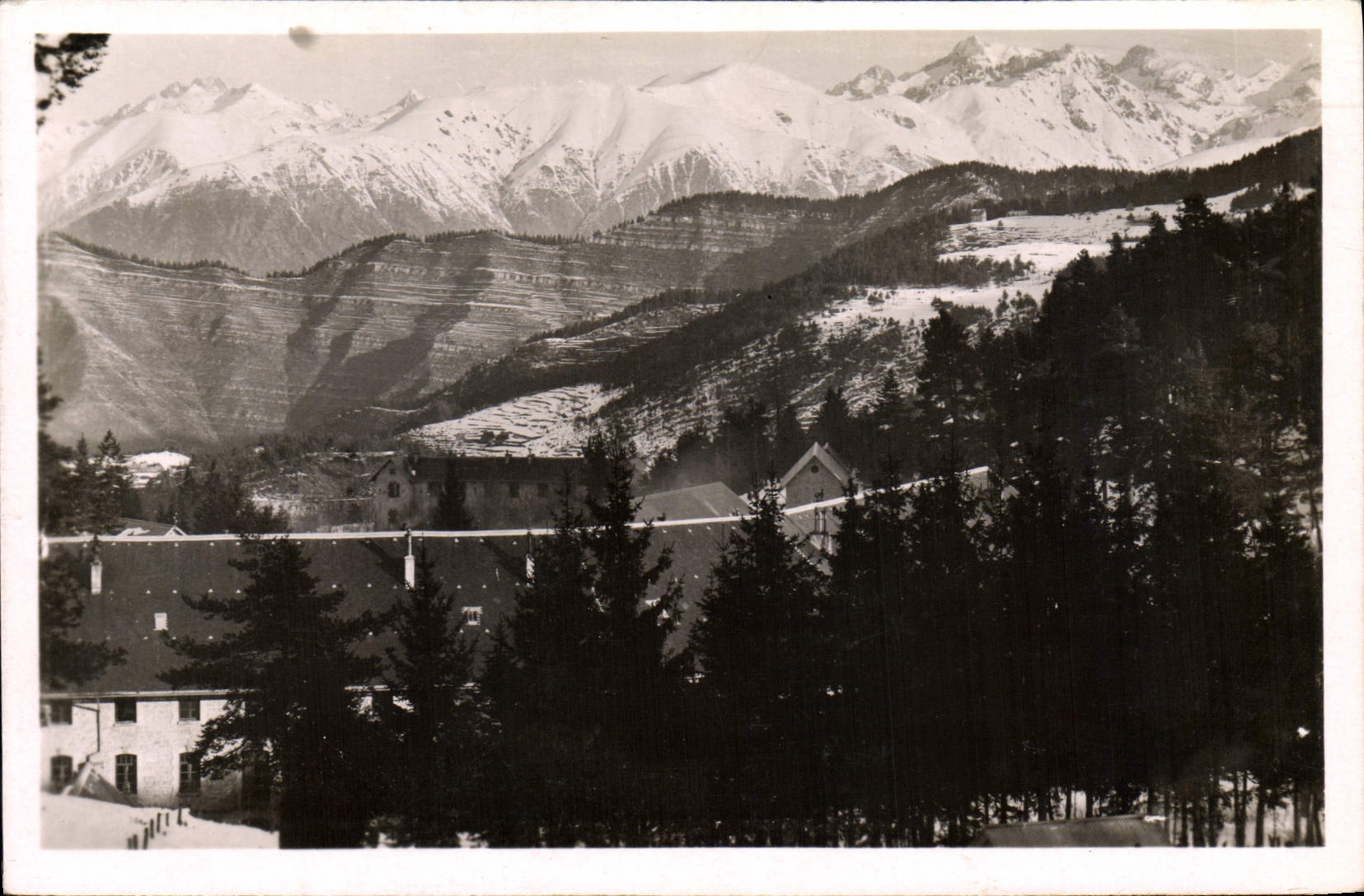 VINTAGE POSTCARD Peira Undermined the Summits of the Alps