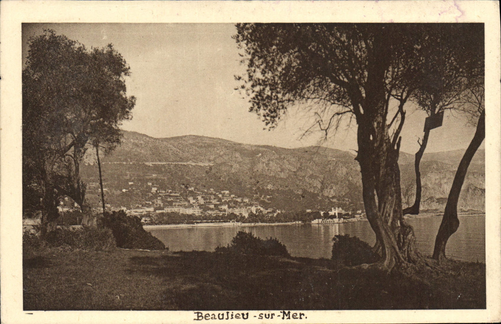 CPA Beaulieu Sur Mer Vue Generale