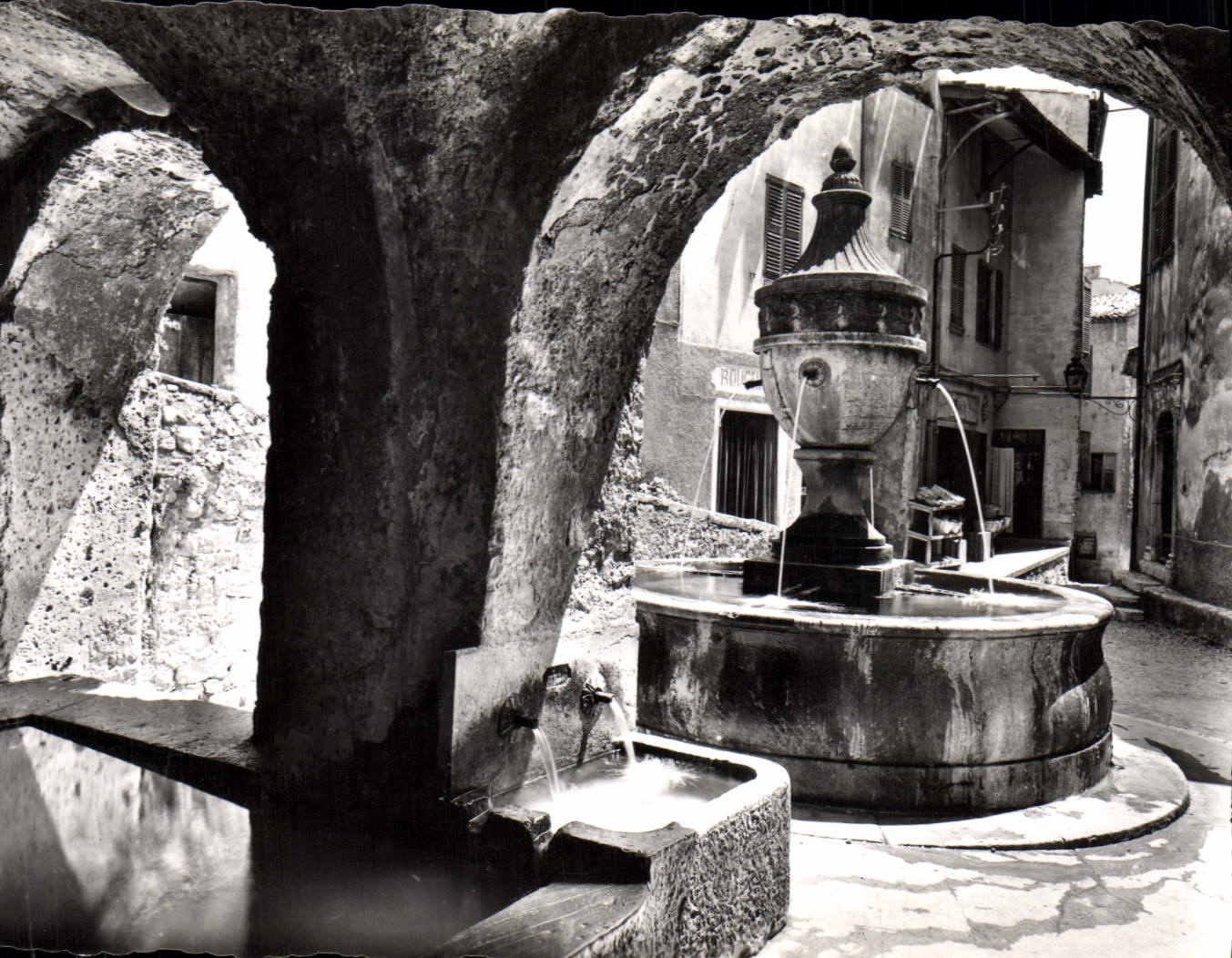 MODERN CARD Saint Paul Seen the Fountain