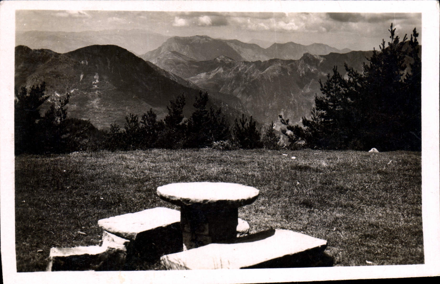 VINTAGE POSTCARD Peira Undermined Surroundings of Mairis and the Alps