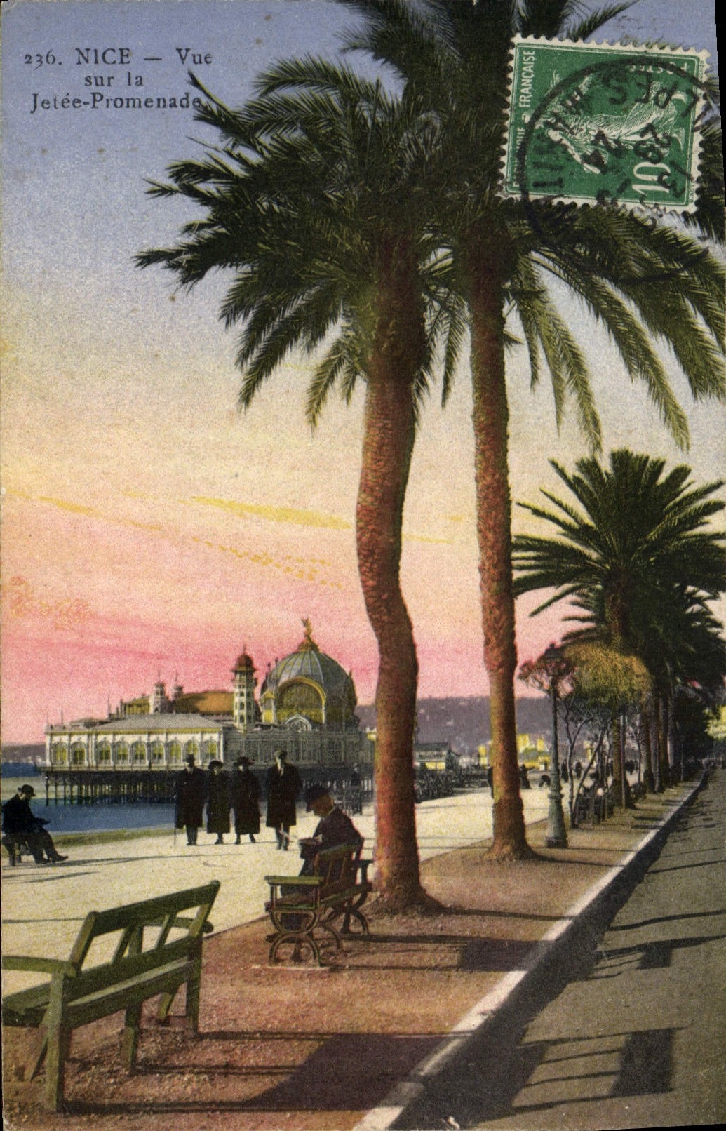 VINTAGE POSTCARD Nice Seen On the Pier Walk