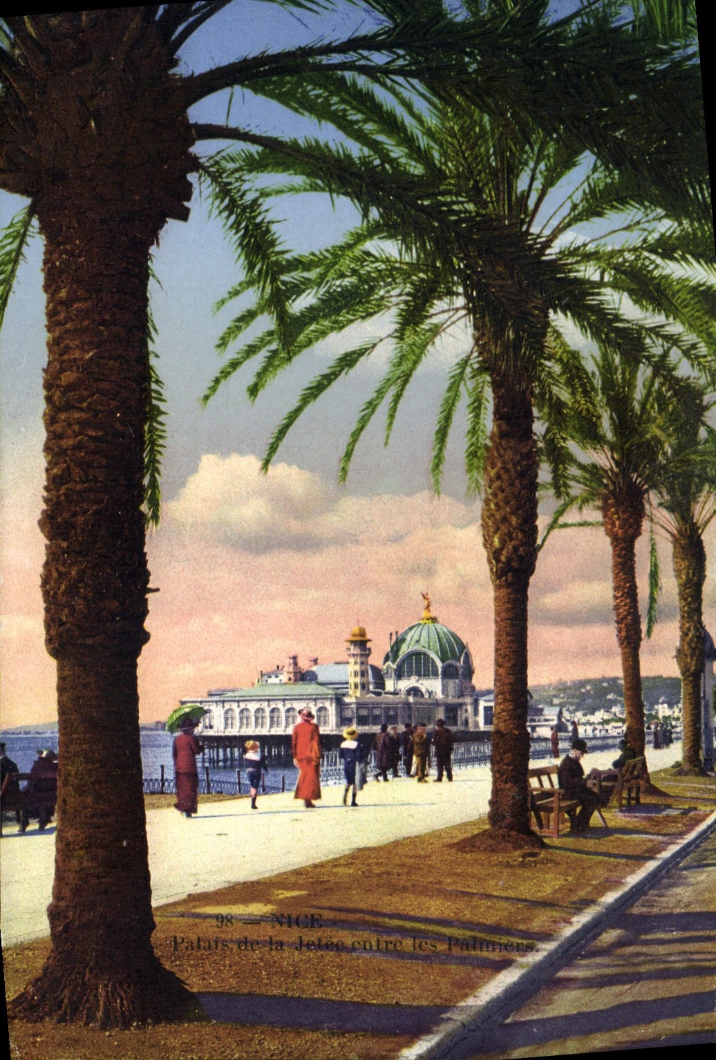 CPA Nice Palais de la jetee entre les palmiers