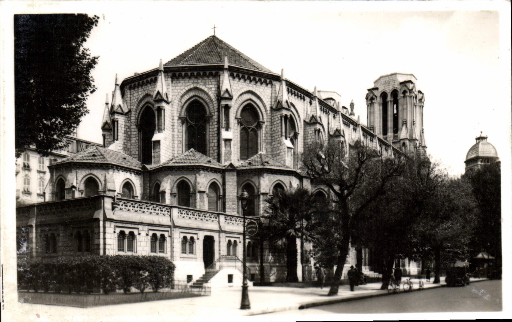 CPA Nice Eglise Notre Dame