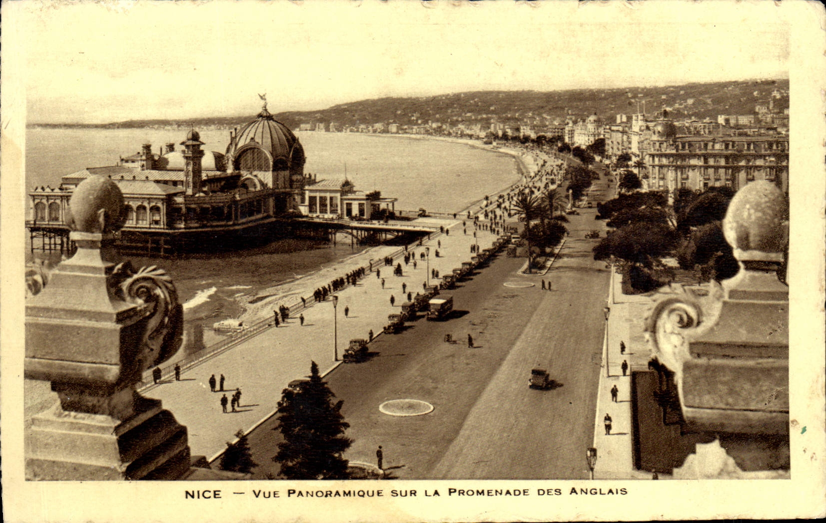 Opinión panorámica de la POSTAL de la VENDIMIA Niza sobre la caminata del inglés